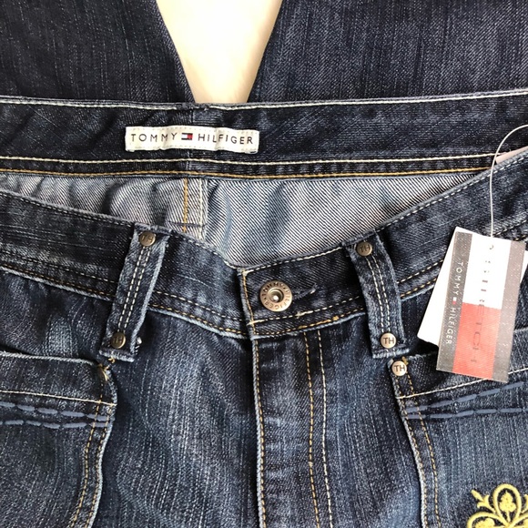 Tommy Hilfiger Embroidered Jeans - Picture 3 of 4